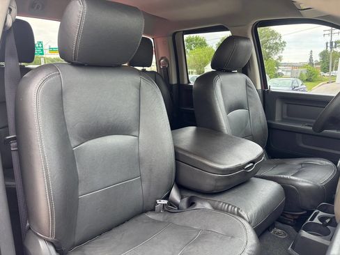 Used 2012 RAM 1500 Express RWD image 31
