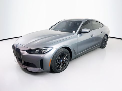 Used 2023 BMW i4 eDrive35 w/ Premium Package RWD image 3