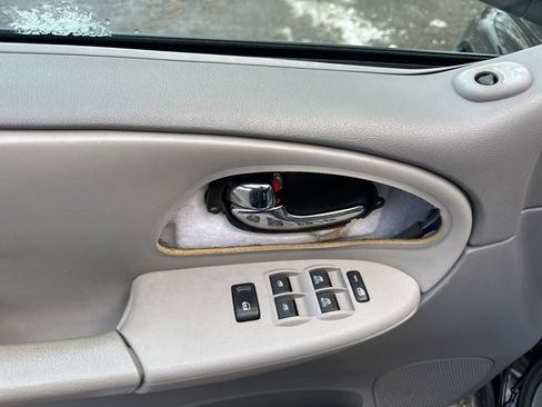 Used 2007 Chevrolet TrailBlazer LS image 15