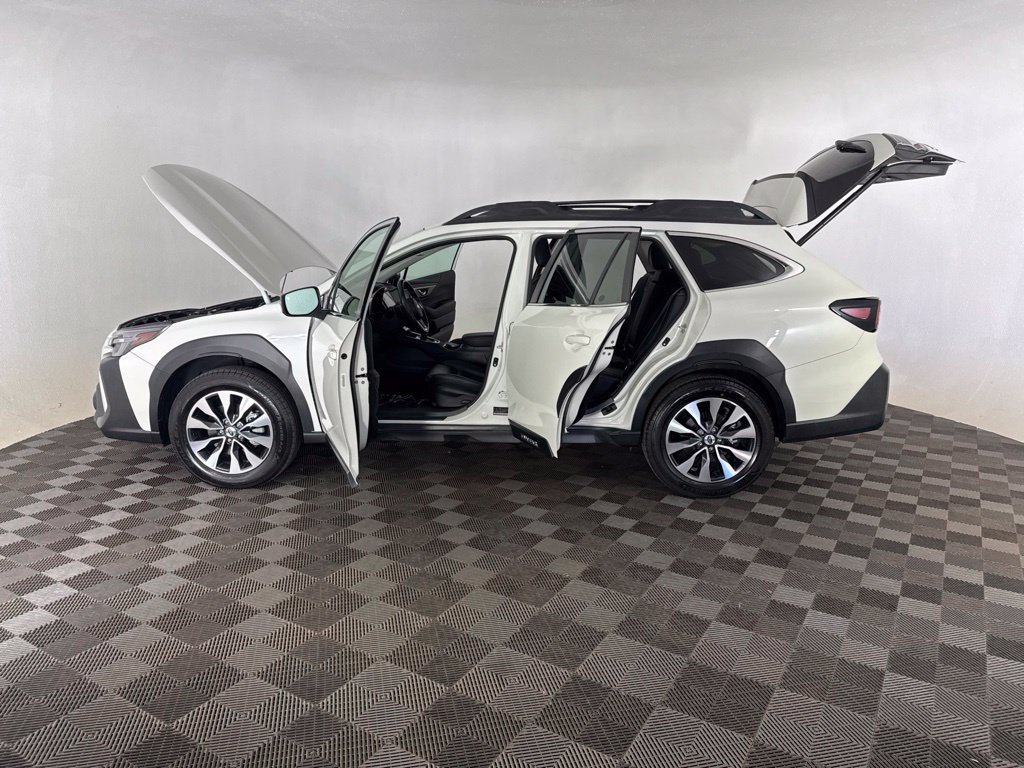 Used 2024 Subaru Outback Limited XT AWD/4WD image 14