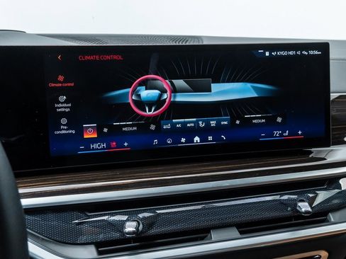 Used 2024 BMW X5 xDrive40i w/ Premium Package image 18