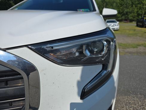 Used 2018 GMC Terrain SLE AWD/4WD image 9
