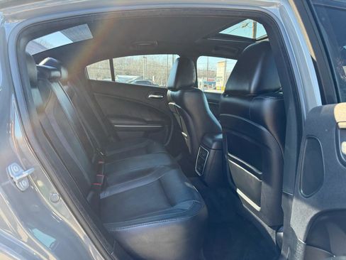 Used 2018 Dodge Charger GT image 22