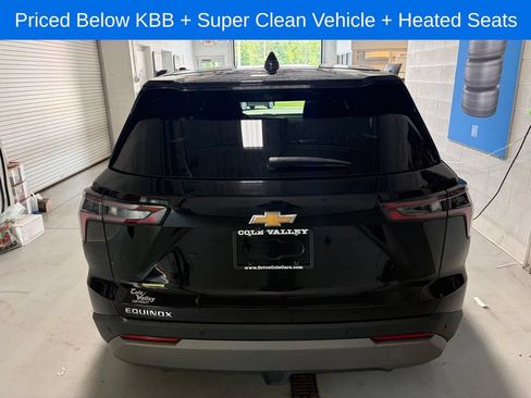 Used 2025 Chevrolet Equinox LT w/ Safety and Technology Package FWD image 8