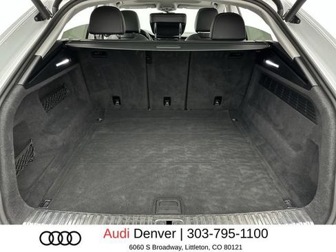 Used 2019 Audi Q8 Premium Plus w/ Premium Plus AWD/4WD image 24