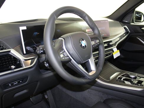 New 2026 BMW X5 xDrive40i w/ Climate Comfort Package image 4