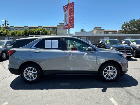 Used 2024 Chevrolet Equinox LT FWD image 9