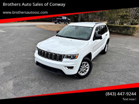 Used 2019 Jeep Grand Cherokee Laredo RWD image 1