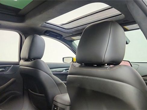 Used 2025 Cadillac CT5 V w/ Technology Package image 26