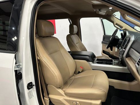 Used 2017 Ford F350 Lariat w/ FX4 Off-Road Package image 46