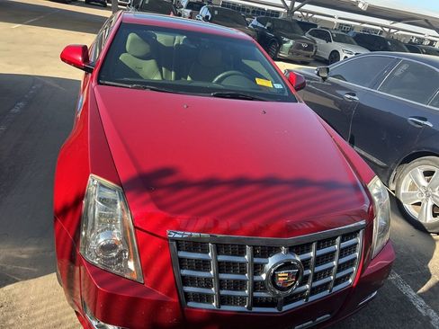 Used 2014 Cadillac CTS Premium image 3