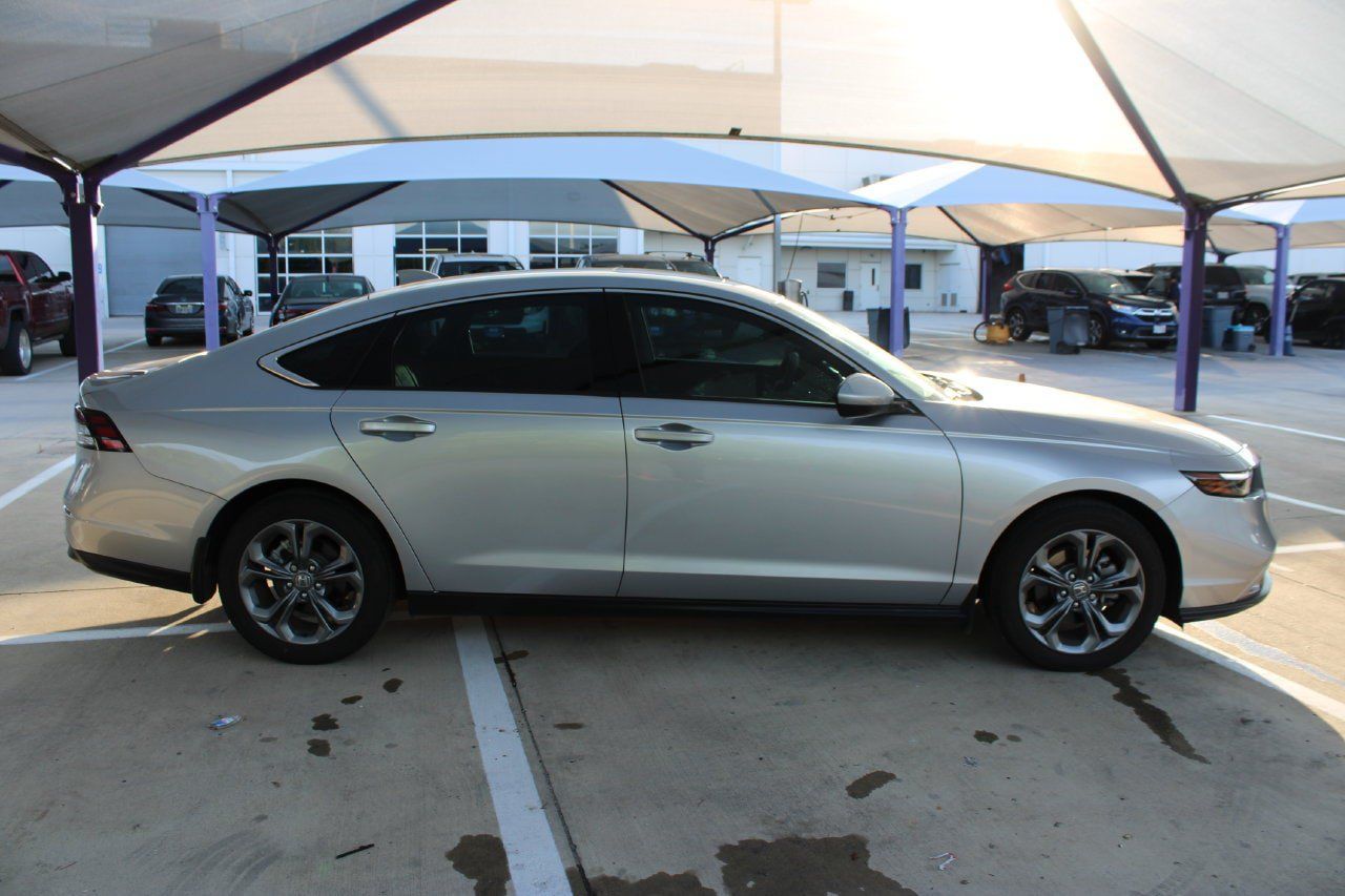 Used 2024 Honda Accord EX image 7