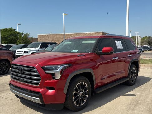 Used 2024 Toyota Sequoia Limited image 1