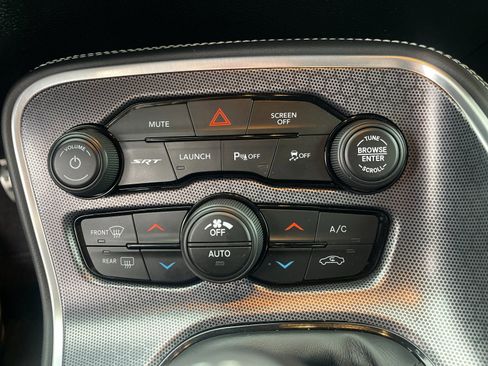 Used 2017 Dodge Challenger SRT w/ Technology Group image 21