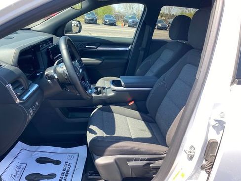 Certified 2026 GMC Terrain Elevation AWD/4WD image 16