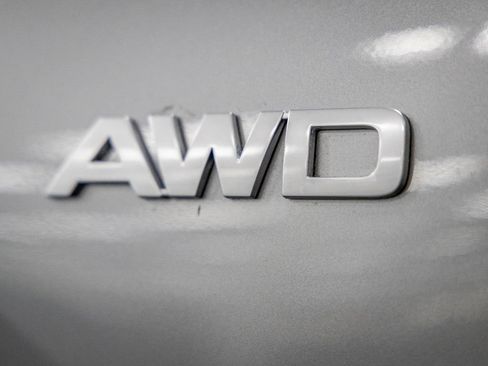 Used 2022 Kia Seltos SX w/ Sunroof Package AWD/4WD image 13