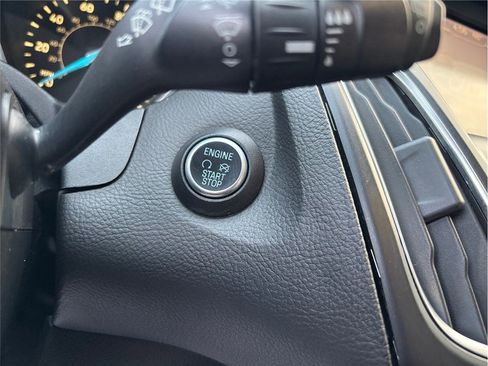 Used 2015 Ford Focus Titanium image 25