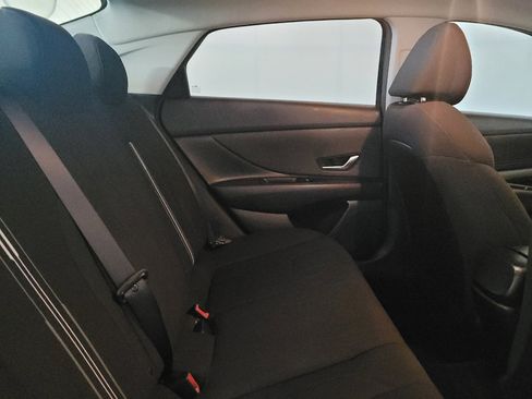 Used 2021 Hyundai Elantra SEL w/ Convenience Package FWD image 19