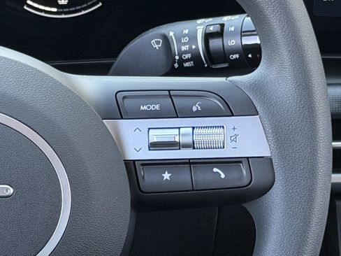 New 2026 Hyundai Tucson SE image 15