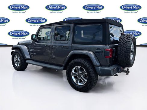 Used 2020 Jeep Wrangler Unlimited Sahara AWD/4WD image 5
