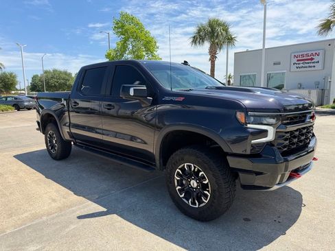 Used 2023 Chevrolet Silverado 1500 ZR2 image 6