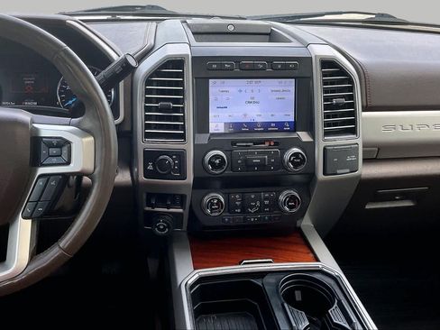 Used 2020 Ford F250 King Ranch w/ King Ranch Ultimate Package AWD/4WD image 7