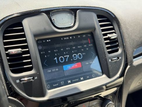 Used 2017 Chrysler 300 S AWD/4WD image 16