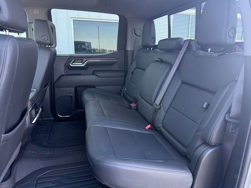 Used 2024 GMC Sierra 1500 SLT w/ SLT Premium Plus Package AWD/4WD image 24
