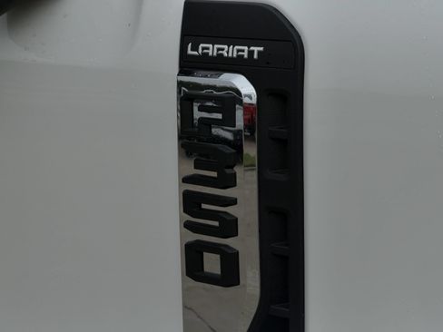 New 2026 Ford F350 Lariat w/ Lariat Ultimate Package AWD/4WD image 9