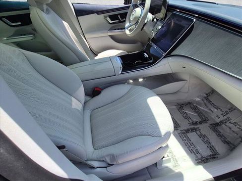 Certified 2023 Mercedes-Benz EQE 500 4MATIC Sedan image 22