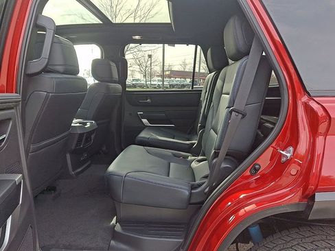 Used 2025 Toyota Sequoia Platinum AWD/4WD image 13