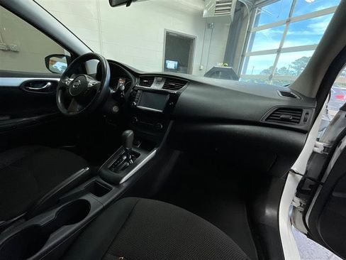 Used 2019 Nissan Sentra S FWD image 28