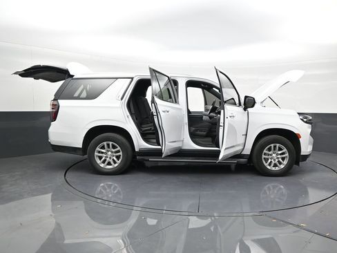 Used 2023 Chevrolet Tahoe LS RWD image 29