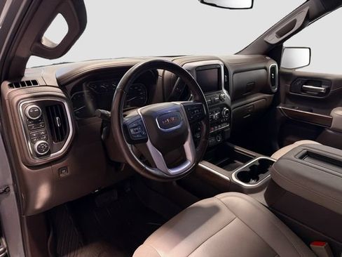 Used 2021 GMC Sierra 1500 SLT AWD/4WD image 9