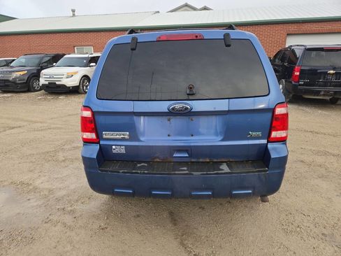 Used 2010 Ford Escape XLT image 13