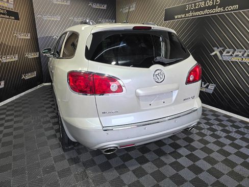 Used 2012 Buick Enclave Premium image 11