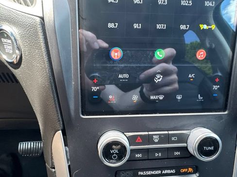 Used 2021 Ford Edge SEL w/ Convenience Package AWD/4WD image 32