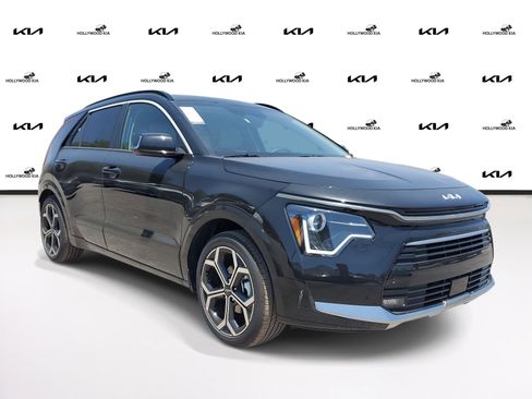 New 2025 Kia Niro EX Touring image 1