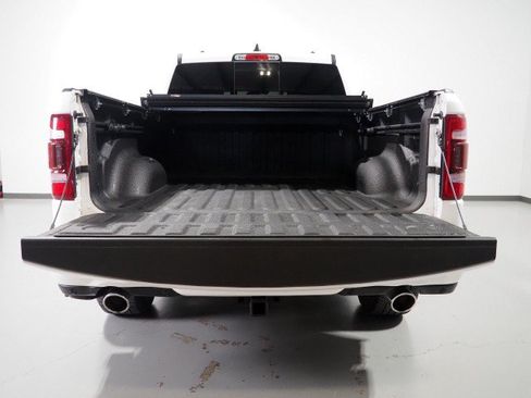 Used 2022 RAM 1500 4x4 Crew Cab Laramie image 45