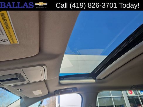 Used 2025 Honda CR-V EX image 19