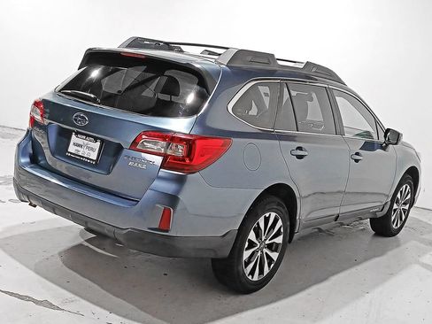 Used 2015 Subaru Outback 2.5i Limited AWD/4WD image 6