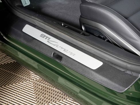 New 2026 Porsche 911 Carrera image 21