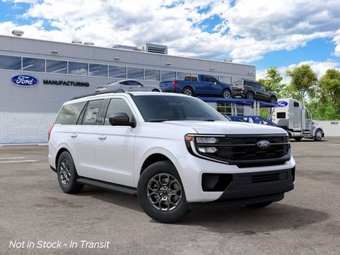 New 2027 Ford Expedition Active RWD image 4