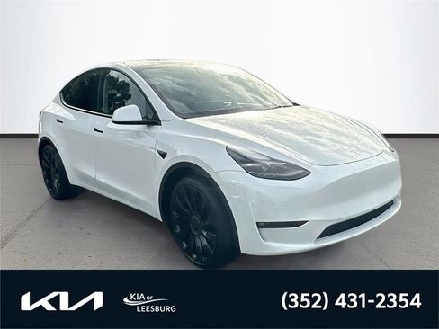 Used 2022 Tesla Model Y Performance AWD/4WD image 1