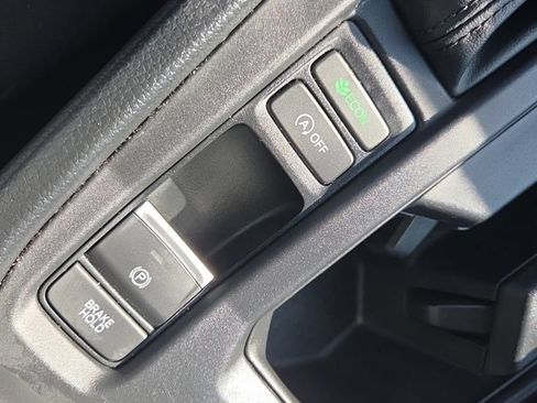 Used 2025 Honda Accord LX image 38