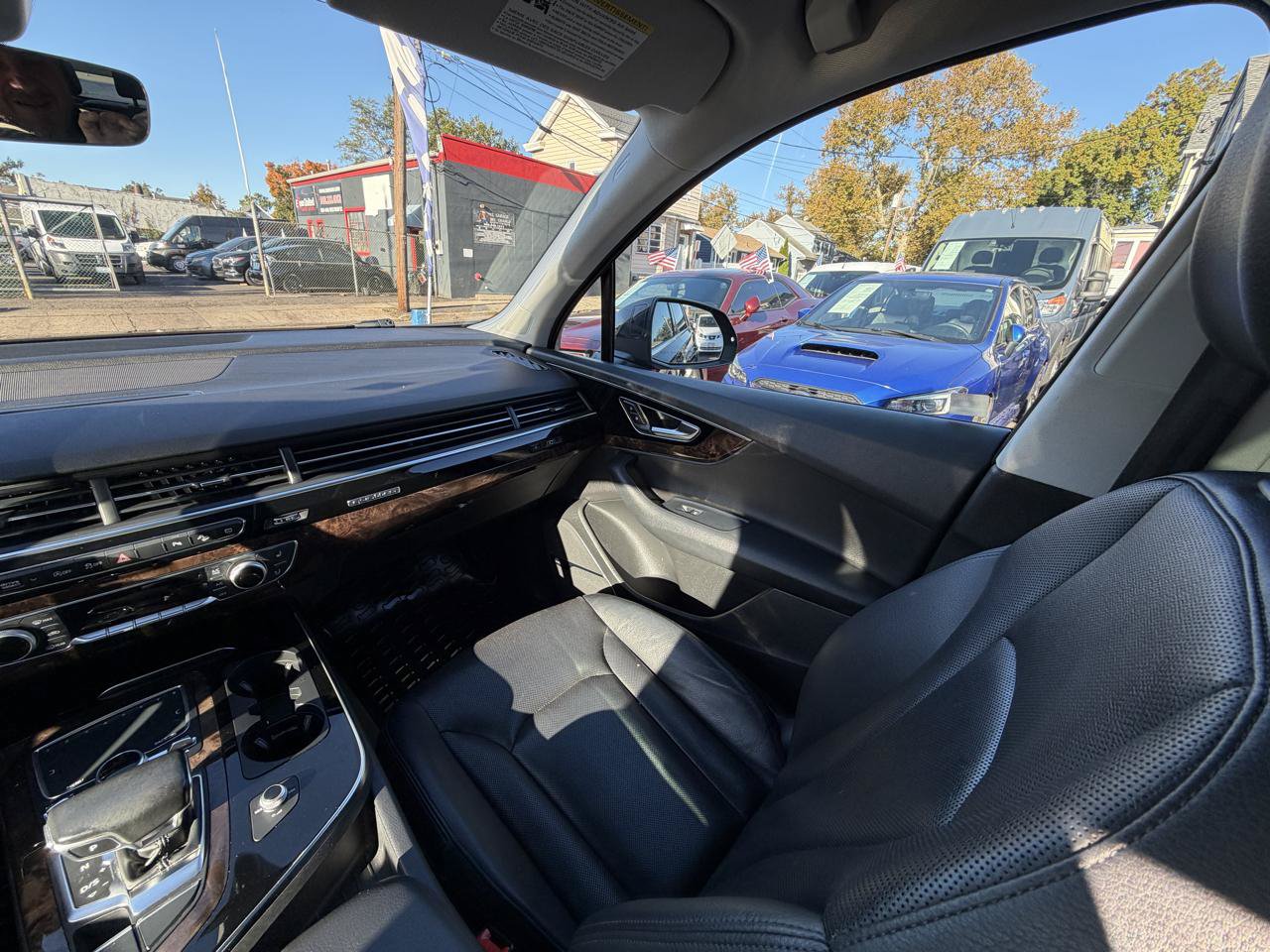 Used 2018 Audi Q7 3.0T Prestige w/ Prestige Package AWD/4WD image 28