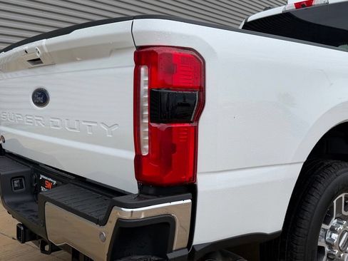 New 2026 Ford F250 Lariat RWD image 12