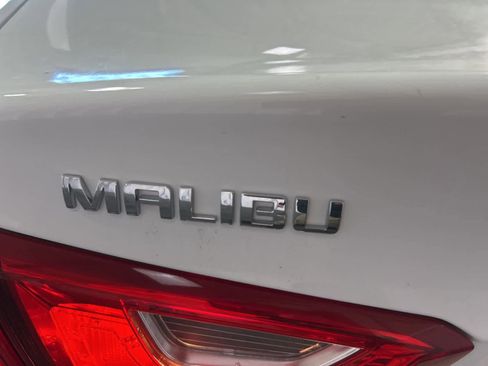 New 2025 Chevrolet Malibu LT image 13
