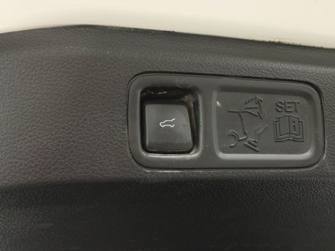 Used 2021 Ford Expedition Max Platinum image 14