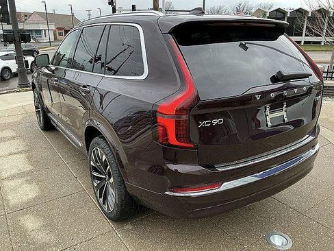 New 2026 Volvo XC90 T8 Ultra w/ Protection Package Premier AWD/4WD image 10